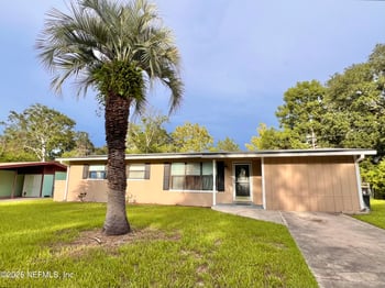 2141 Monteau Dr, Jacksonville, FL 32210