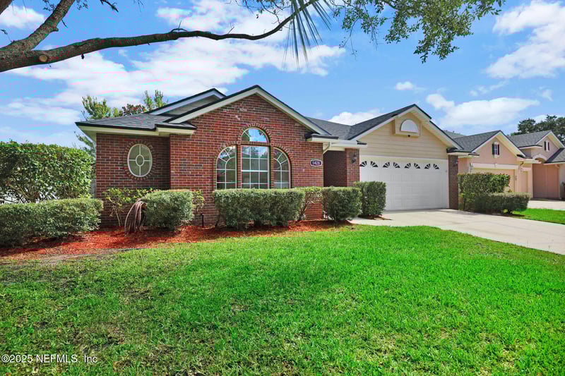 1428 Canopy Oaks Dr, Orange Park, FL 32065