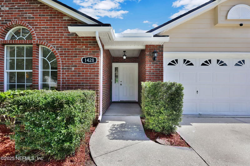 1428 Canopy Oaks Dr, Orange Park, FL 32065