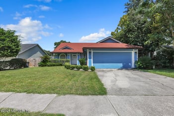 1539 Mountain Lake Dr, Jacksonville, FL 32221