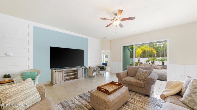 9 Rivertown Rd, Palm Coast, FL 32137