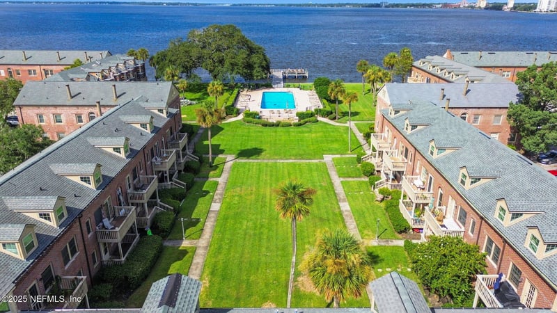 1546 Palm Ave #1546, Jacksonville, FL 32207