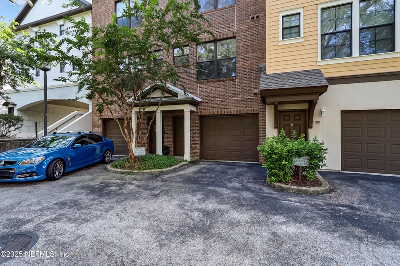 9823 Tapestry Park Cir #302, Jacksonville, FL 32246
