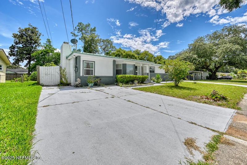 6408 Diane Rd, Jacksonville, FL 32277