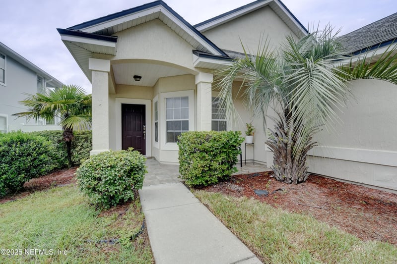 1072 Moosehead Dr, Orange Park, FL 32065