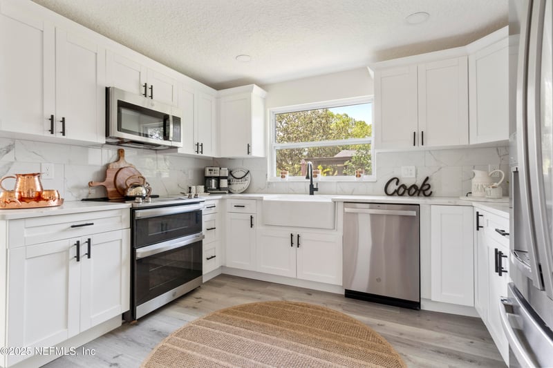 401 Skate Rd, Atlantic Beach, FL 32233