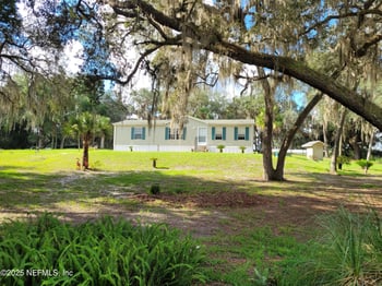 244 Oleander St, Pomona Park, FL 32181