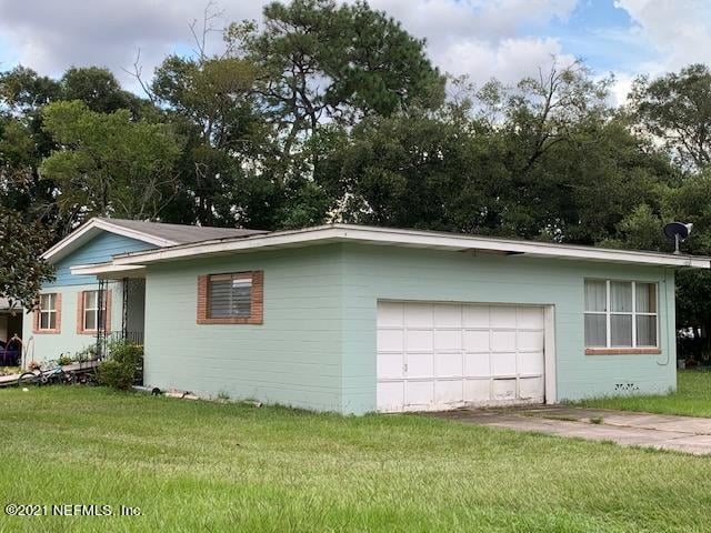 5504 Bradshaw St, Jacksonville, FL 32277