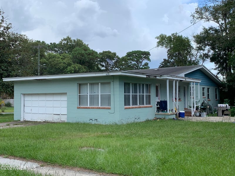 5504 Bradshaw St, Jacksonville, FL 32277