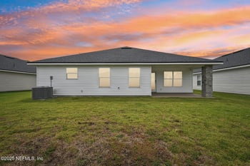 8173 Helmsley Blvd, Jacksonville, FL 32119