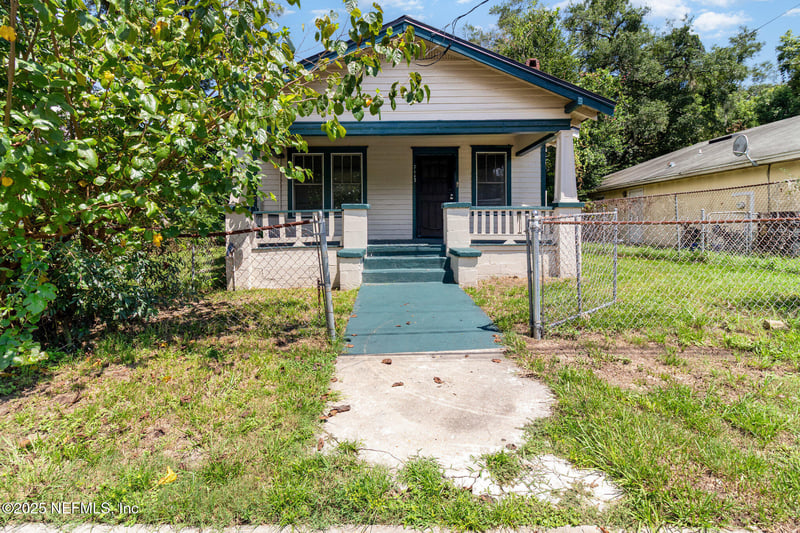 7117 Edge St, Jacksonville, FL 32208