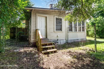 7117 Edge St, Jacksonville, FL 32208