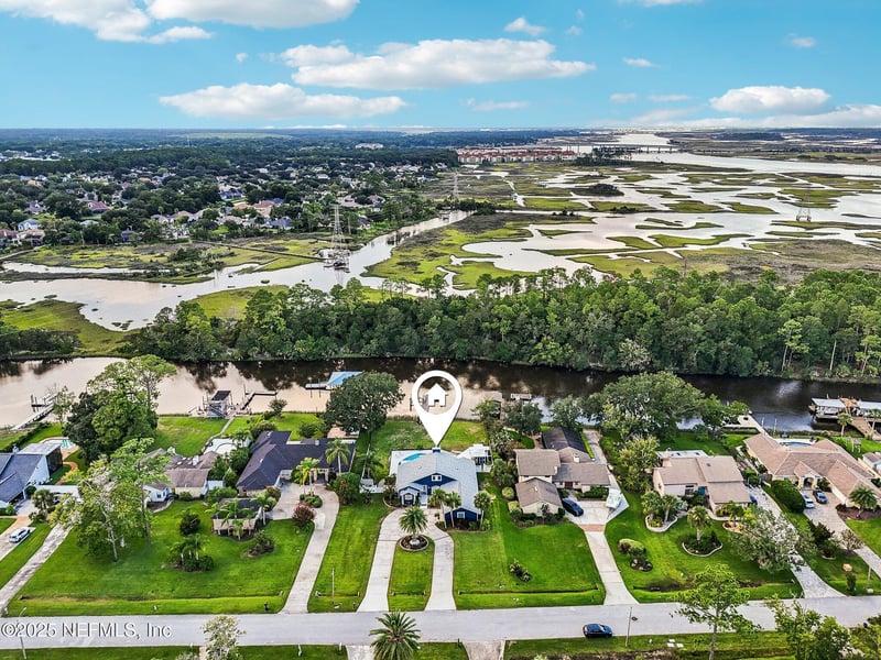 14073 Pine Island Dr, Jacksonville, FL 32224