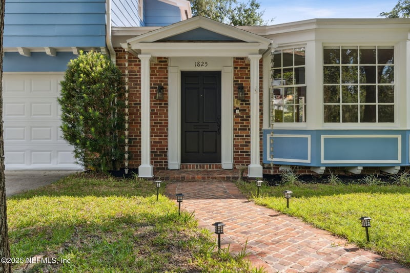 1825 Elizabeth Pl, Jacksonville, FL 32205