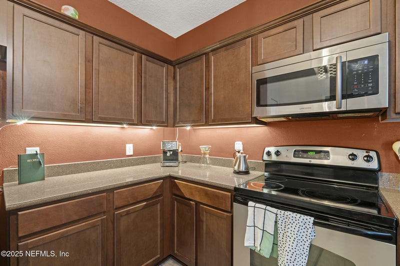 4908 Key Lime Dr #201, Jacksonville, FL 32256