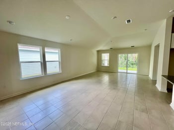 712 Panther Lake Pw, Jacksonville, FL 32221