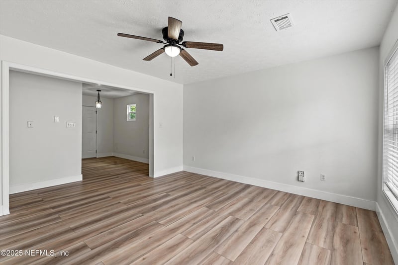 1809 Lakewood Rd, Jacksonville, FL 32207