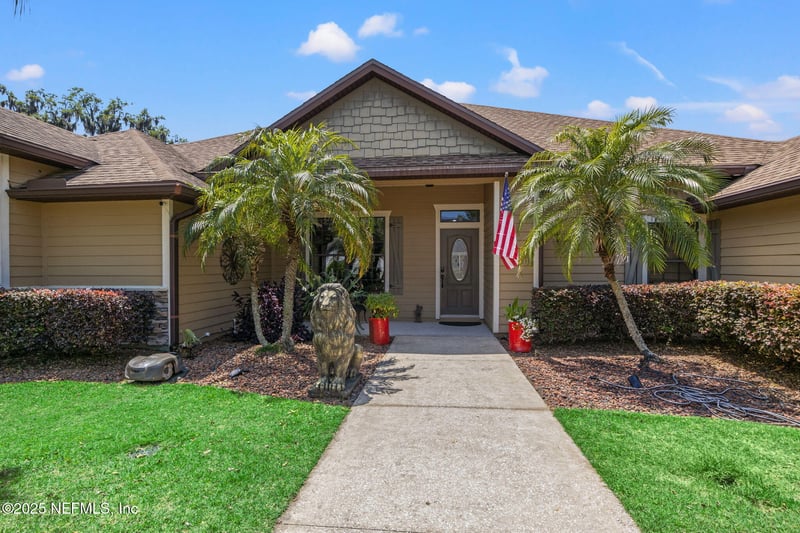 1966 Lakeshore Dr, Fleming Island, FL 32003