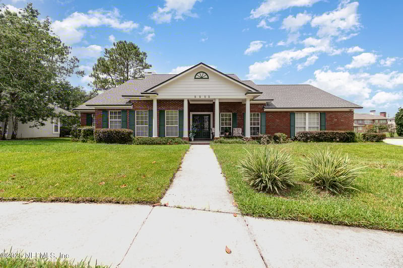 8213 Hampton Lake Ln, Jacksonville, FL 32256