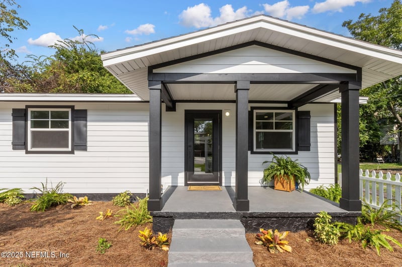 617 9th St, Fernandina Beach, FL 32034