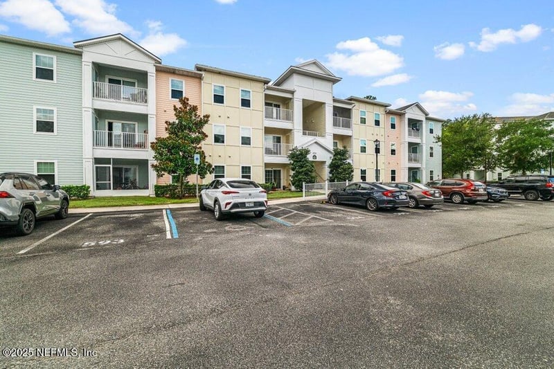 4958 Key Lime Dr #207, Jacksonville, FL 32256