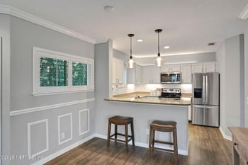 1800 The Greens Way #1806, Jacksonville Beach, FL 32250