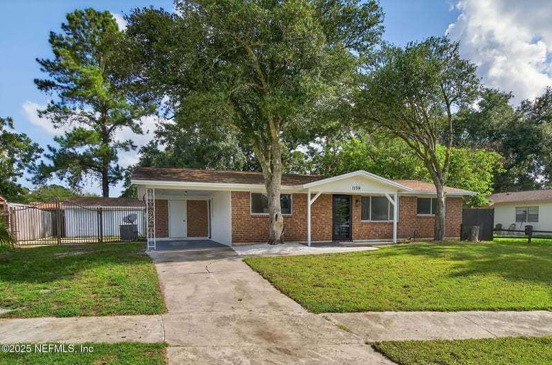 1139 Santiago Dr, Jacksonville, FL 32221