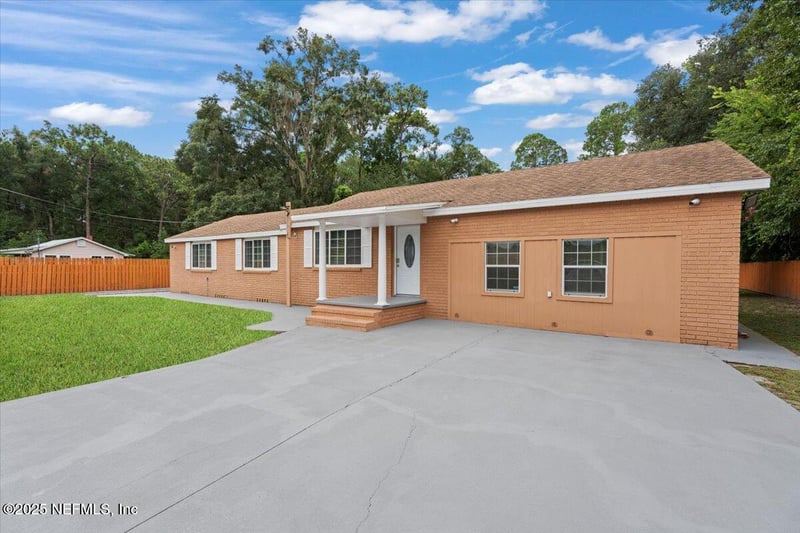 1420 Bertha St, Jacksonville, FL 32218