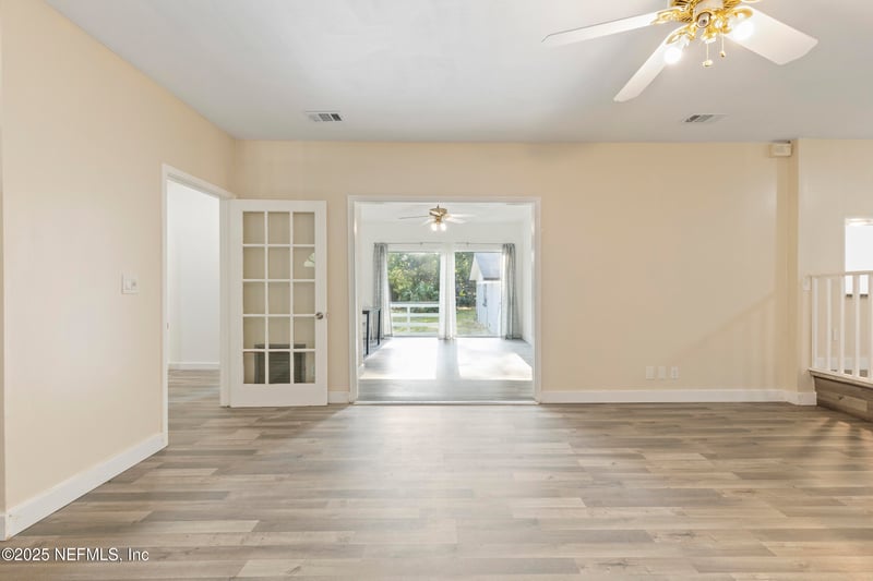 1330 Eddy Rd, Jacksonville, FL 32211