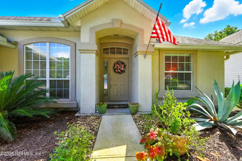 8613 Crooked Tree Dr, Jacksonville, FL 32256