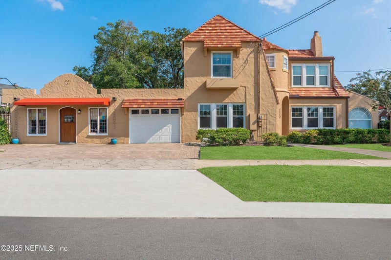 1112 Colombo St, Jacksonville, FL 32207