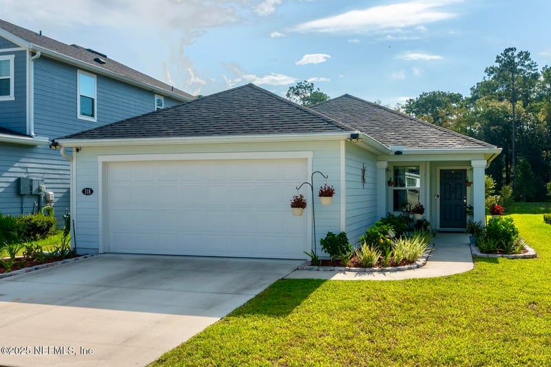 318 Rambling Brook Trl, St Johns, FL 32259