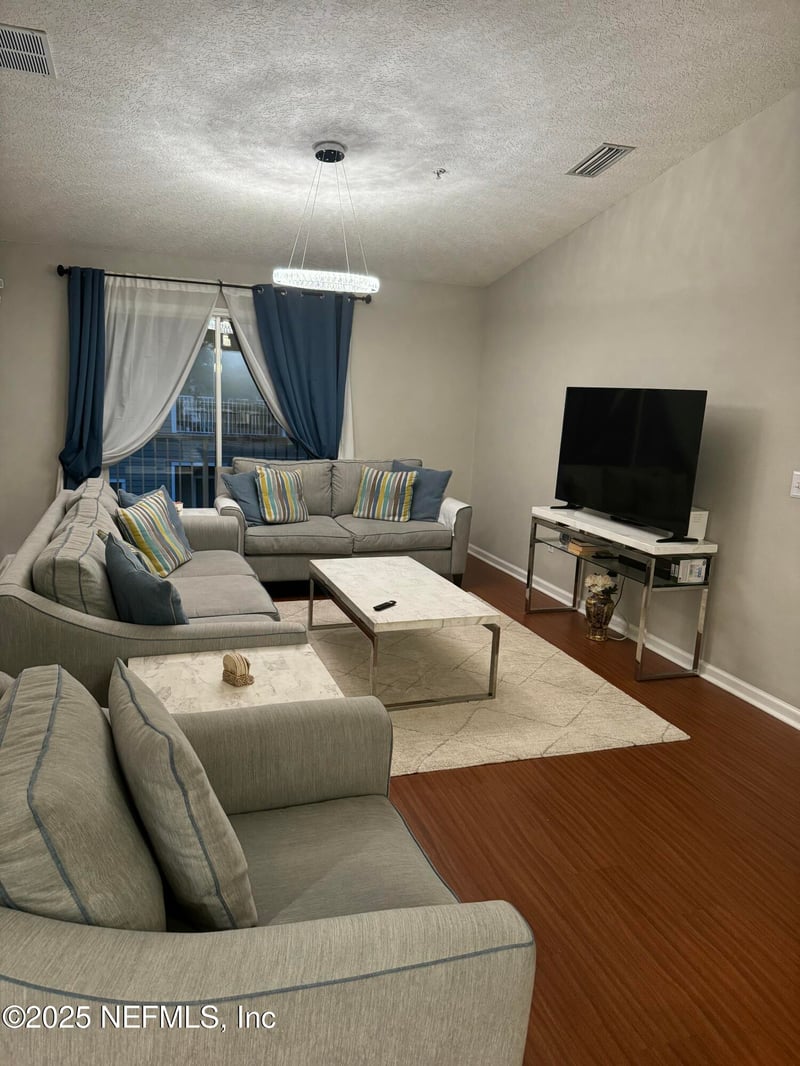 7036 Deer Lodge Cir #106, Jacksonville, FL 32256