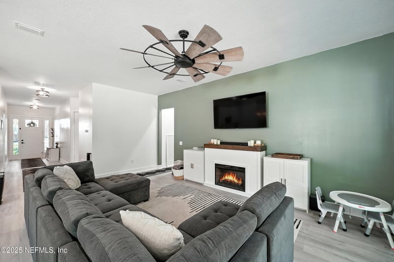 12080 Sheffield Rd, Jacksonville, FL 32226