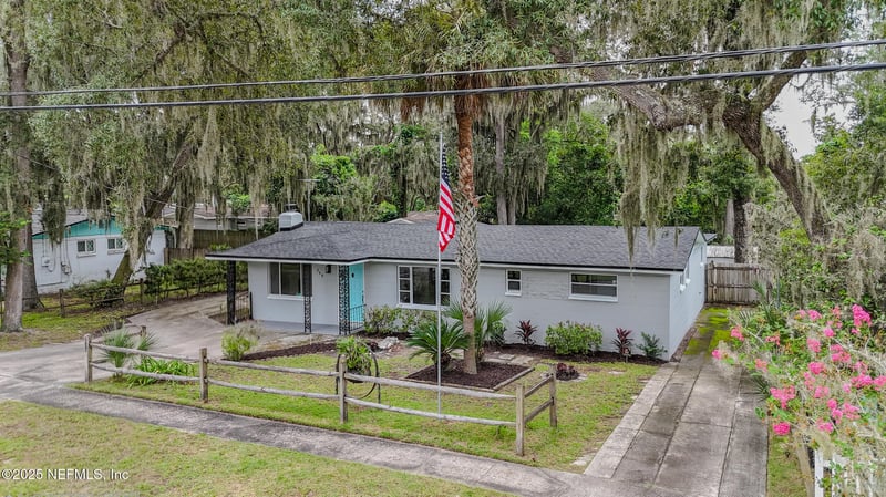 249 Mercury Dr, Orange Park, FL 32073