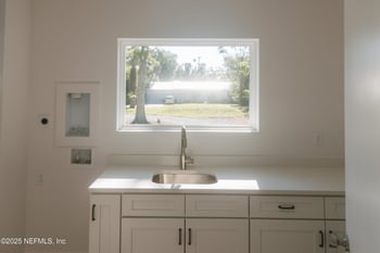 689 Francis St, St Augustine, FL 32084