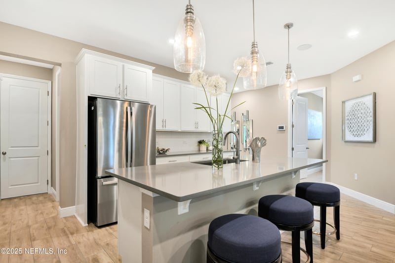 332 Alexandrite St, Deland, FL 32720