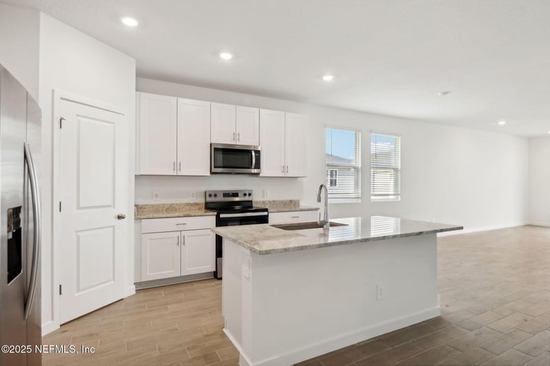 3302 Lago Vista Dr, Green Cove Springs, FL 32043