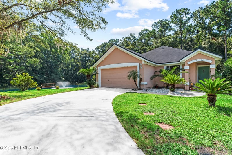 10908 Acorn Park Ct, Jacksonville, FL 32218