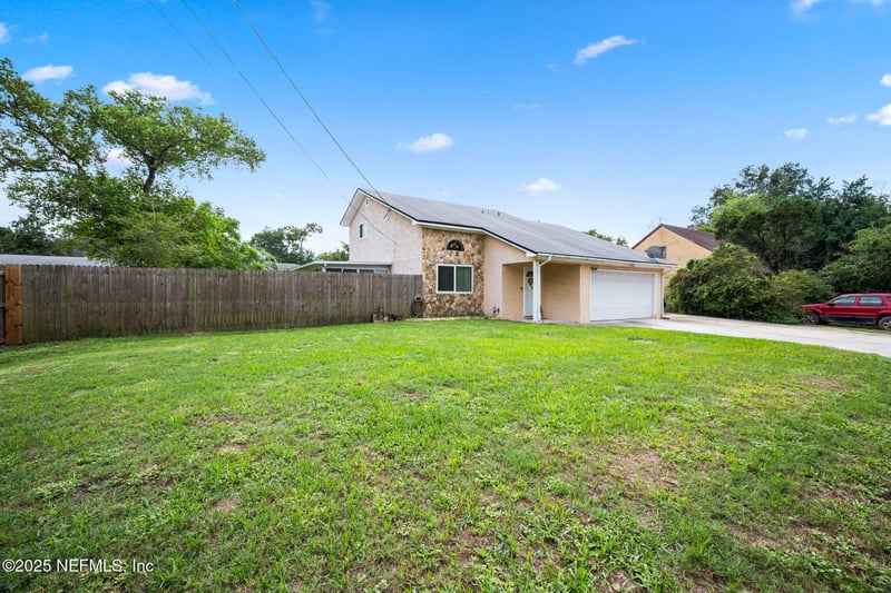 12042 Grasse St, Jacksonville, FL 32224