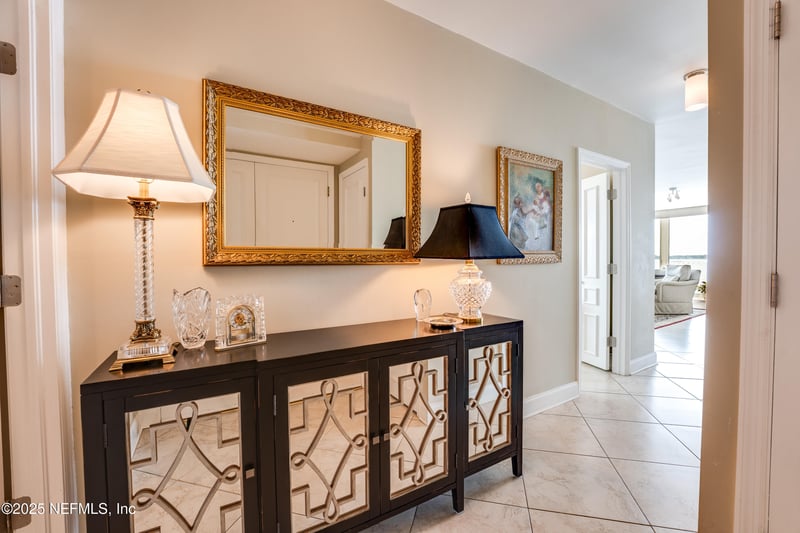 1596 Lancaster Ter #3B, Jacksonville, FL 32204