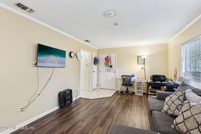 810 Meadowbrook Dr, Orange Park, FL 32073