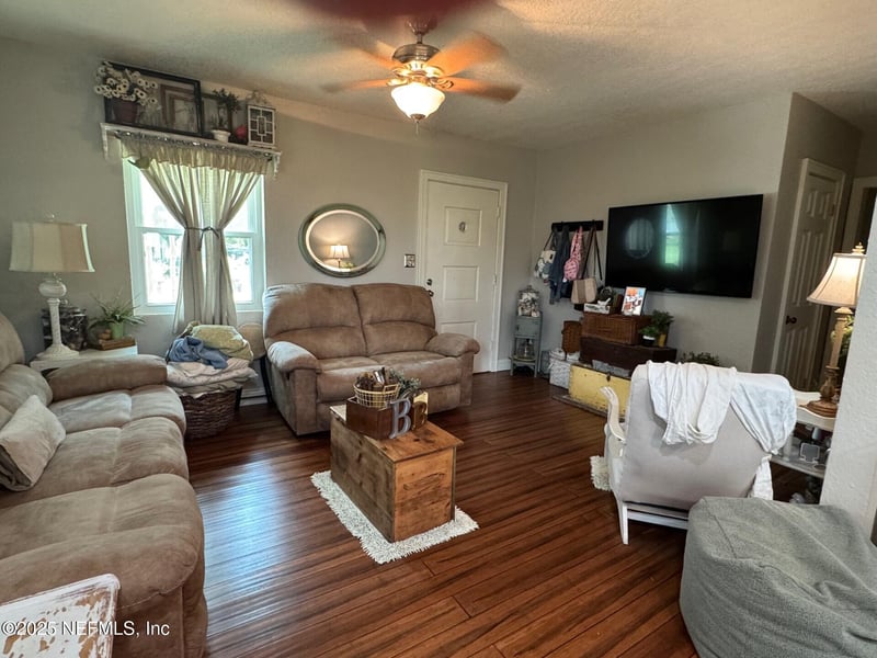 3308 Ross Cir, Palatka, FL 32177