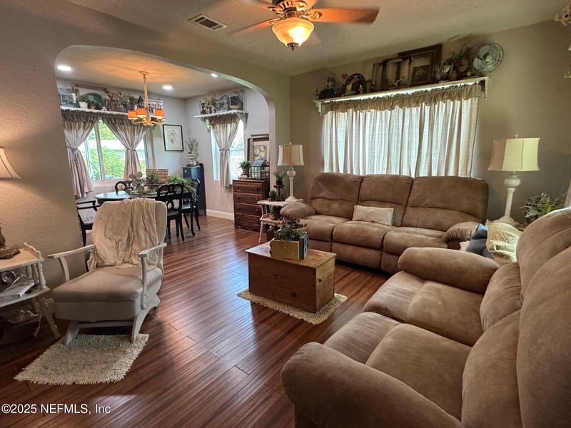 3308 Ross Cir, Palatka, FL 32177