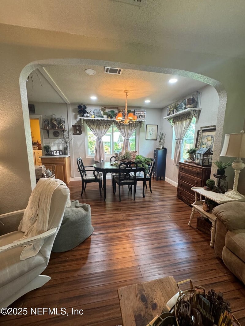 3308 Ross Cir, Palatka, FL 32177