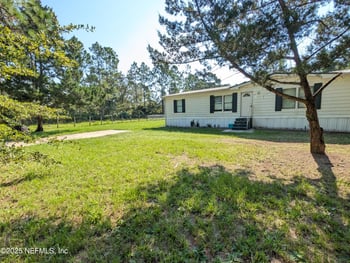 120 Barracuda Dr, Palatka, FL 32177
