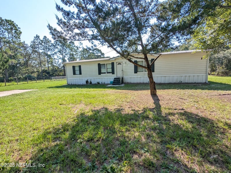 120 Barracuda Dr, Palatka, FL 32177