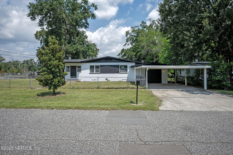 5757 Cedar Park Ln, Jacksonville, FL 32210