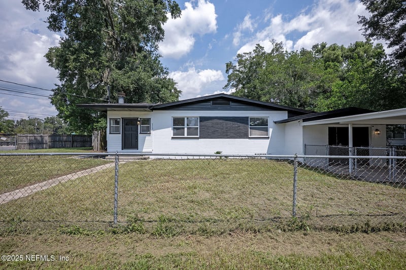 5757 Cedar Park Ln, Jacksonville, FL 32210