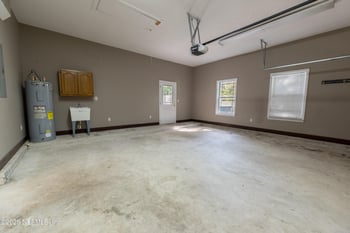 10215 Glen Ave, Glen St Mary, FL 32040